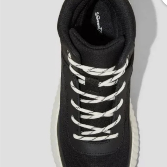 NWT Universal Thread Platform Hiker Boots - Black - US 11. Water repellent - Picture 3 of 4